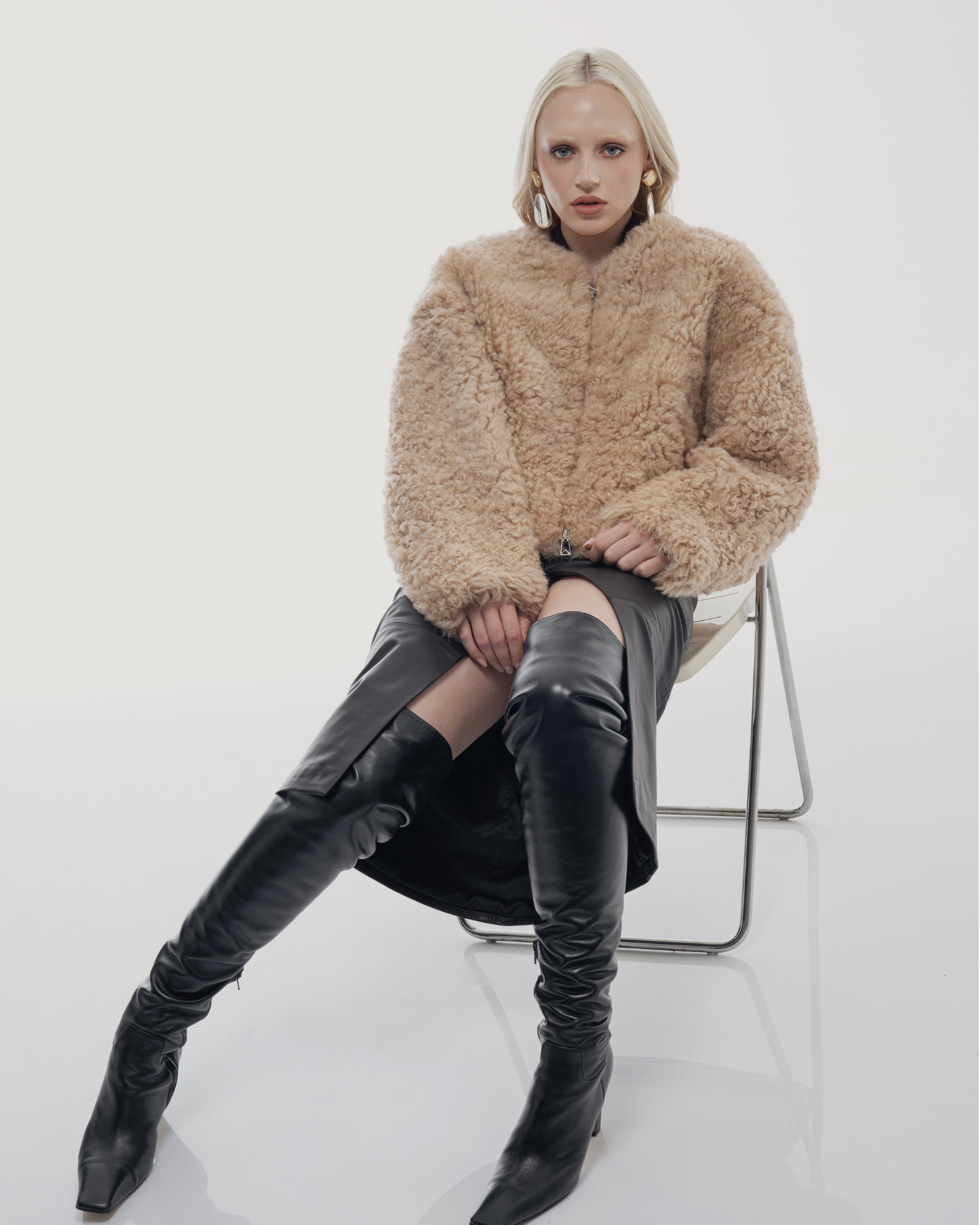 Leather front slit pencil skirt